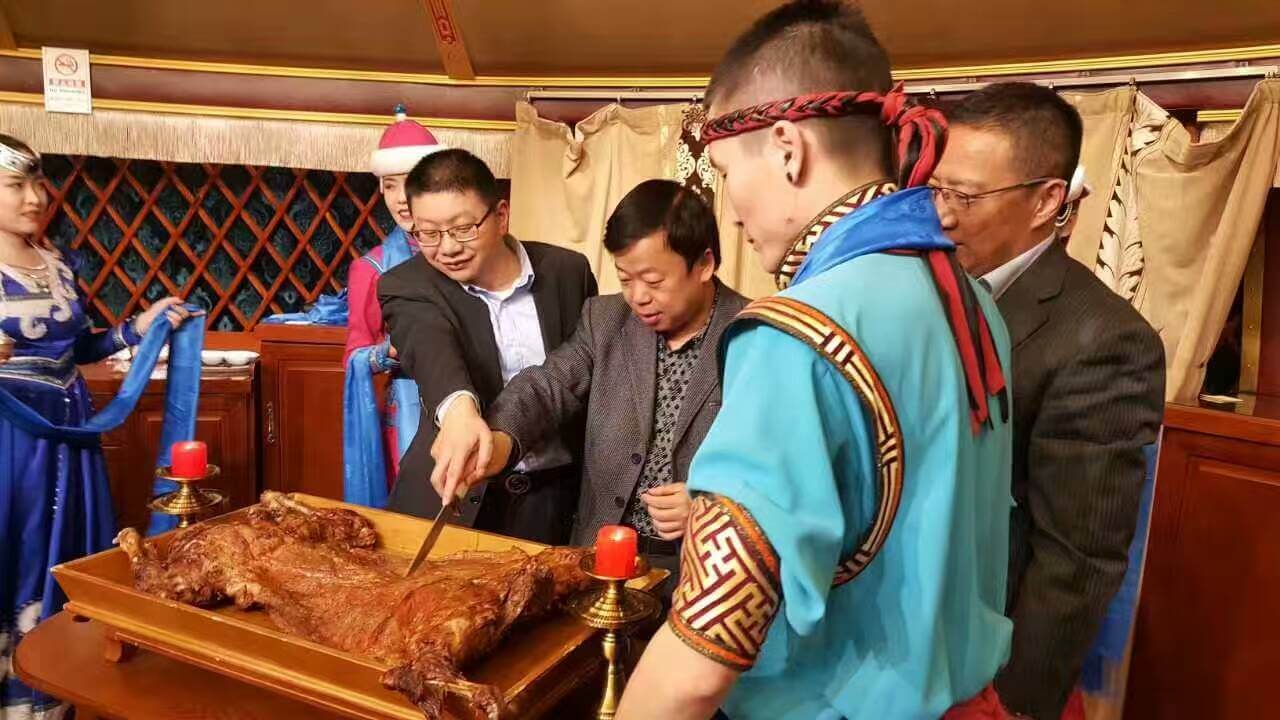 亚洲国产精品一区二区第一页