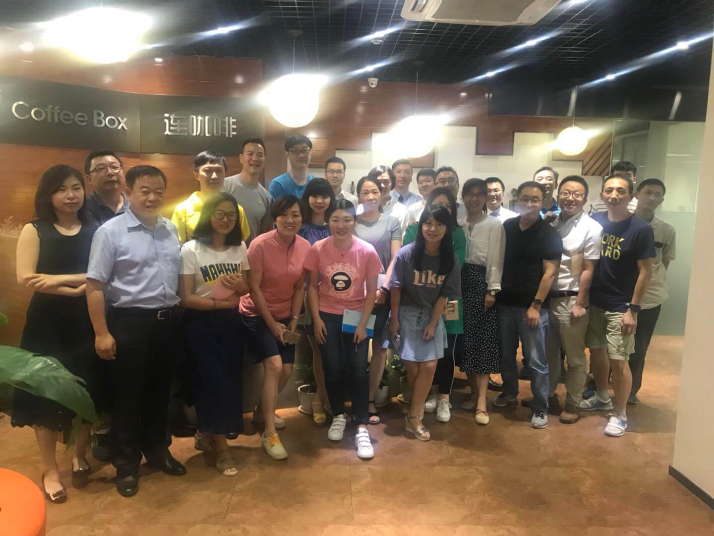 亚洲国产精品一区二区第一页
