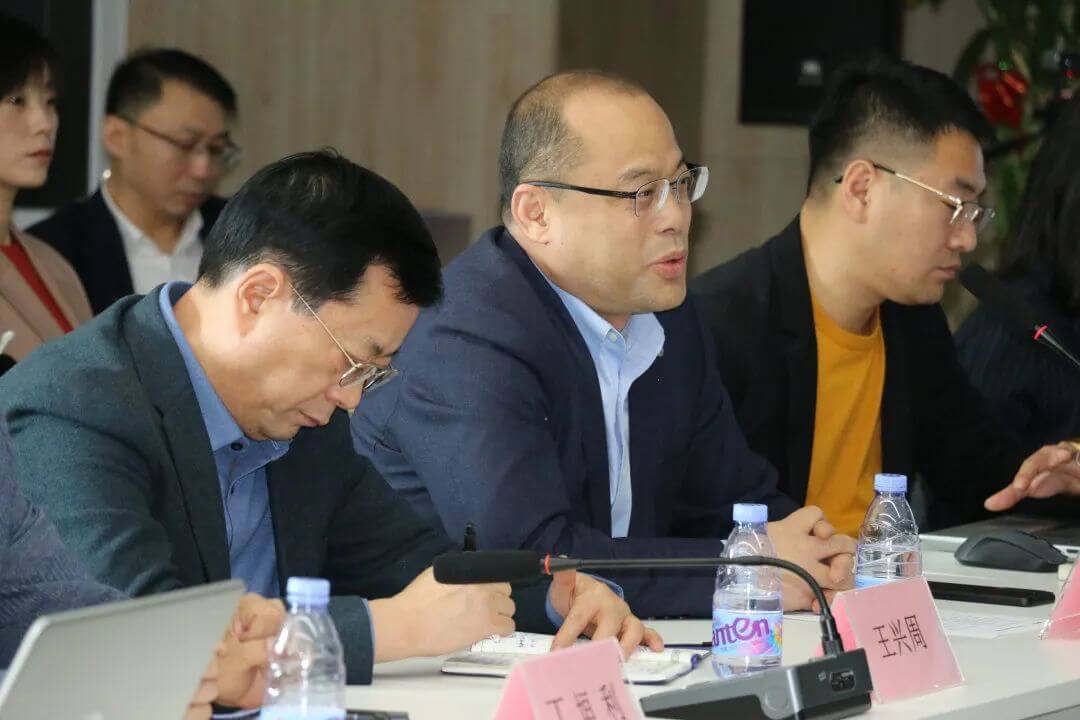 亚洲国产精品一区二区第一页